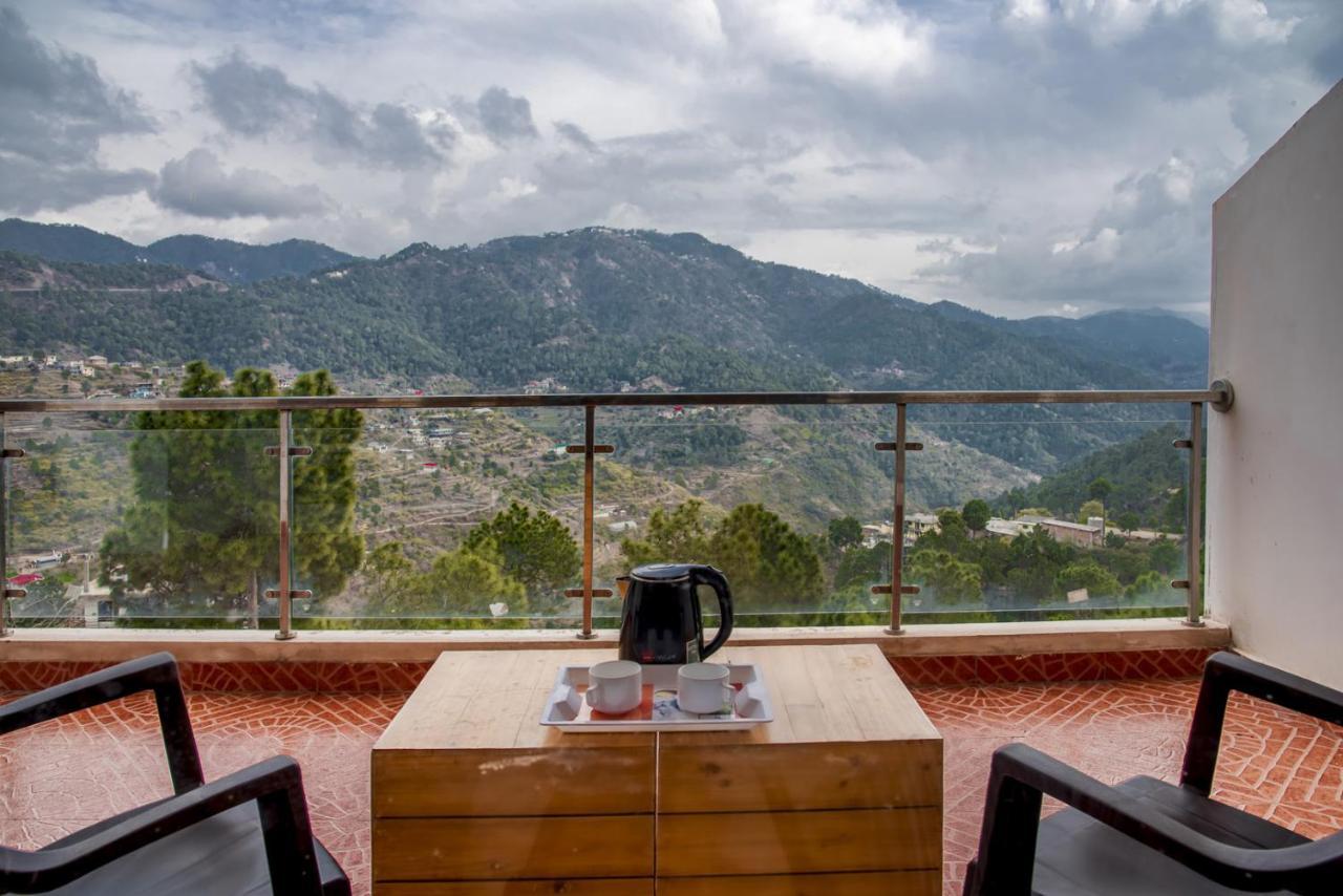 Himalyan Hills I Serviced Apt I Nature I Chef I Kasauli By Exotic Stays Екстер'єр фото